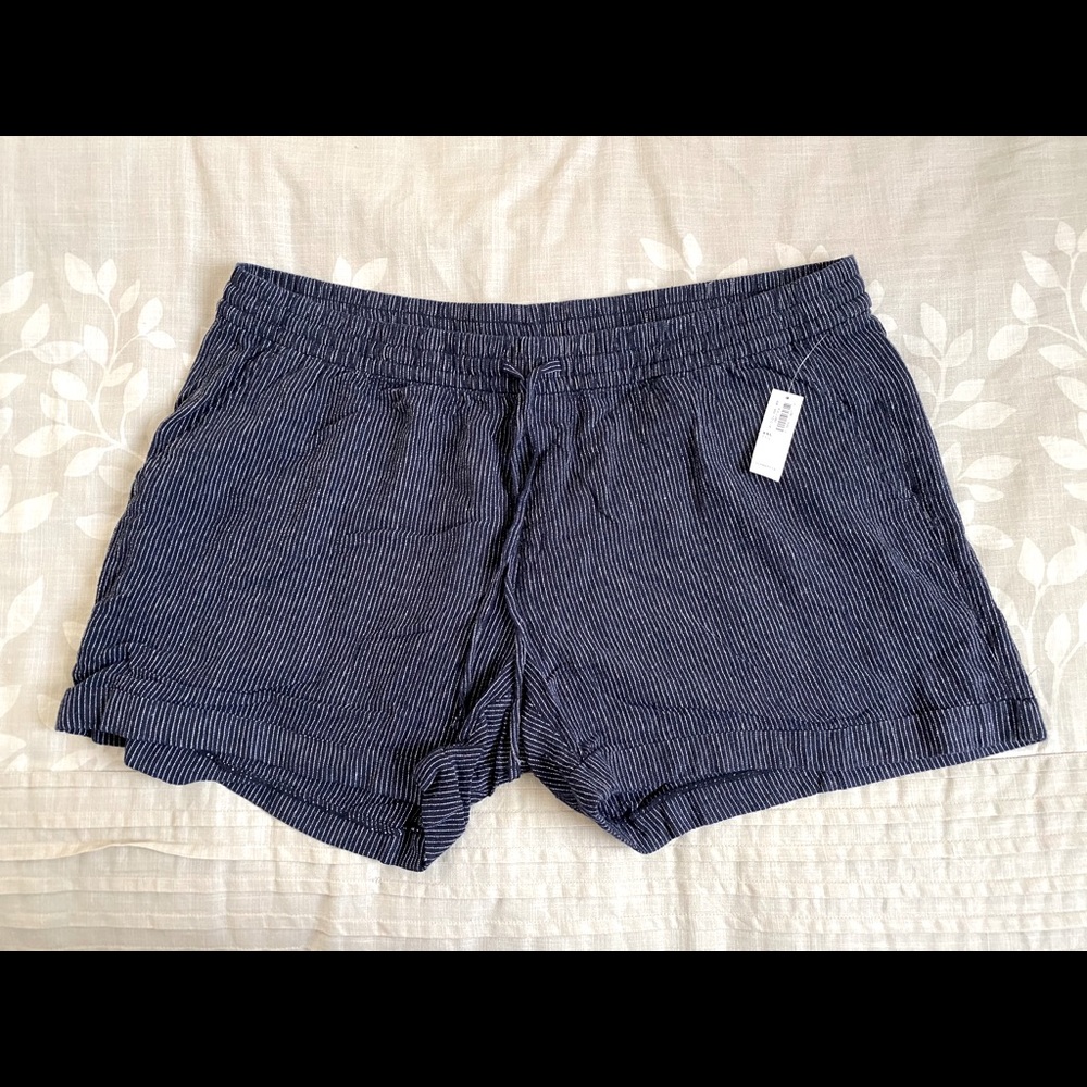 Linen Blend Shorts